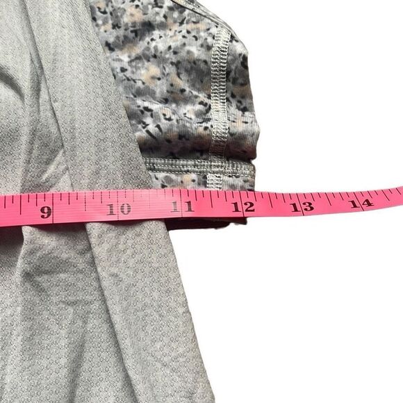 Lululemon Size 4 Gray Silver Floral No Limits Built in Bra Banded Tank Top Gym - Picture 7 of 8